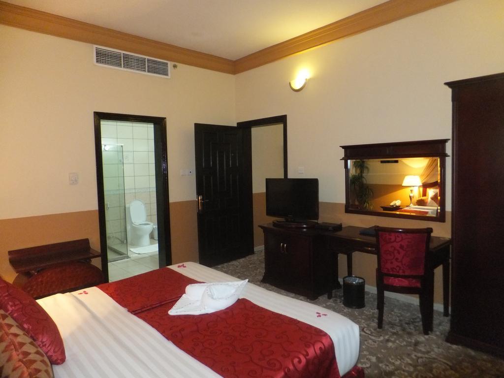 ראס אל חאימה City Hotel מראה חיצוני תמונה