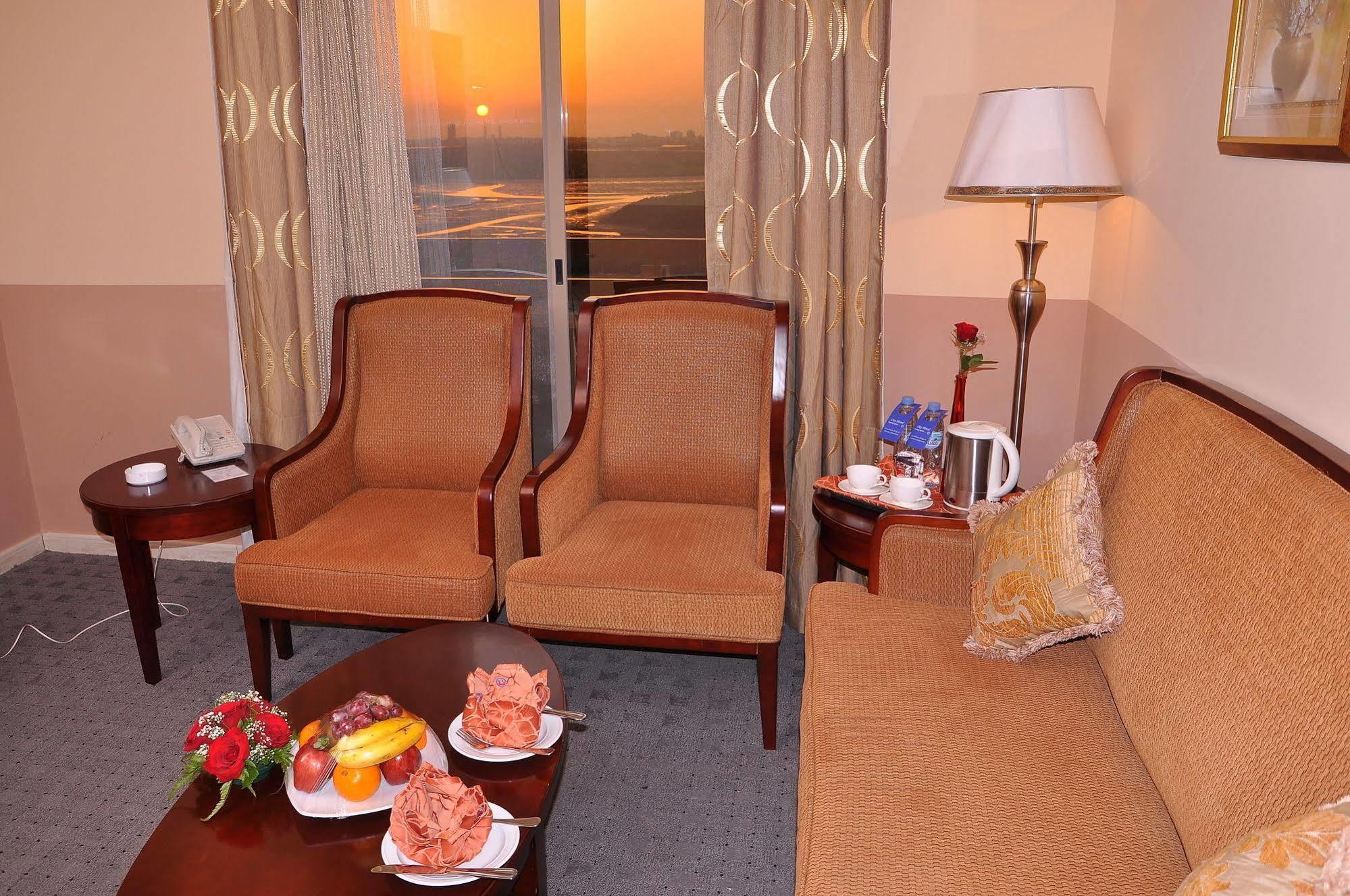 ראס אל חאימה City Hotel מראה חיצוני תמונה