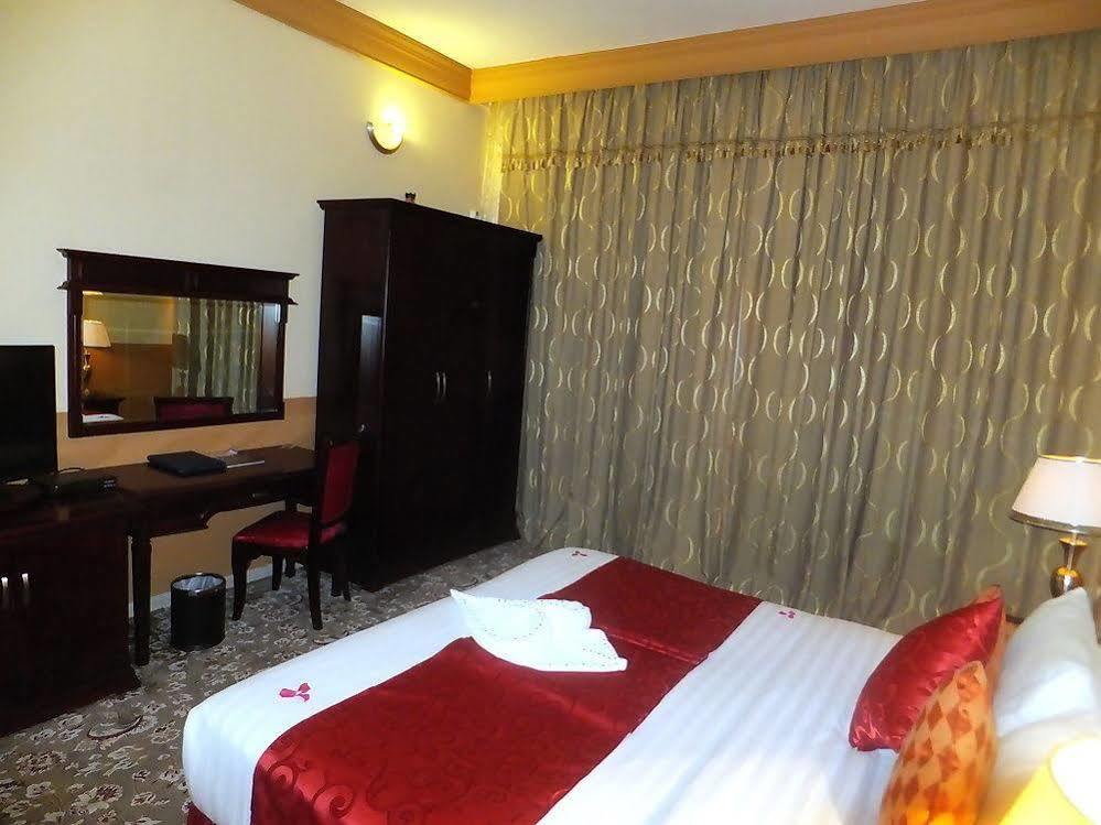 ראס אל חאימה City Hotel מראה חיצוני תמונה